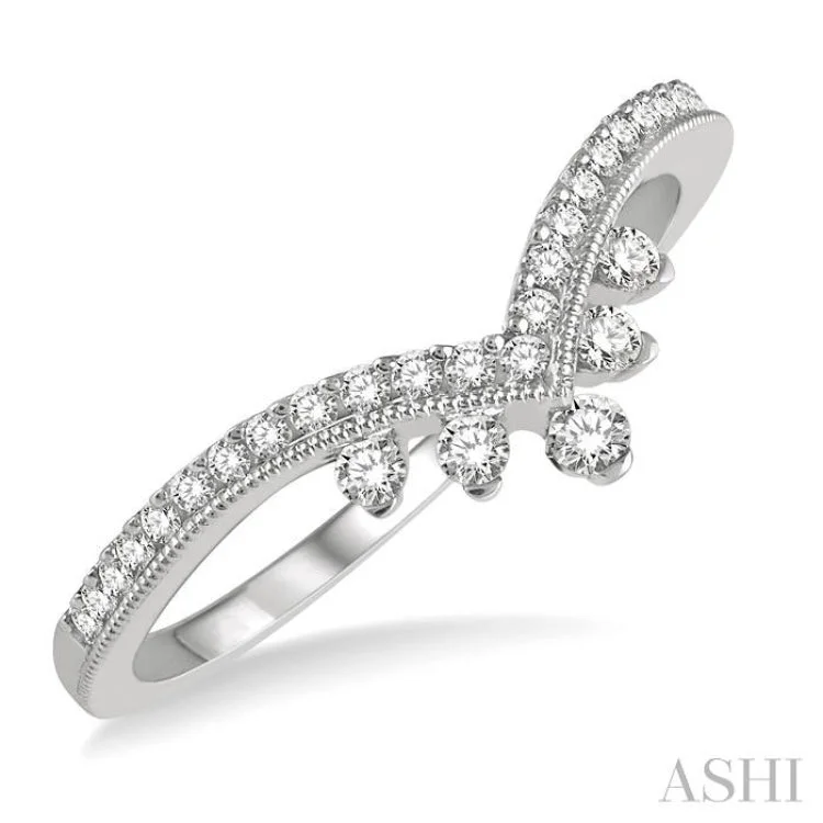 Classic Wedding Rings with Birthstones-1/4 Ctw Chevron Shank Round Cut Diamond Band in 14K White Gold