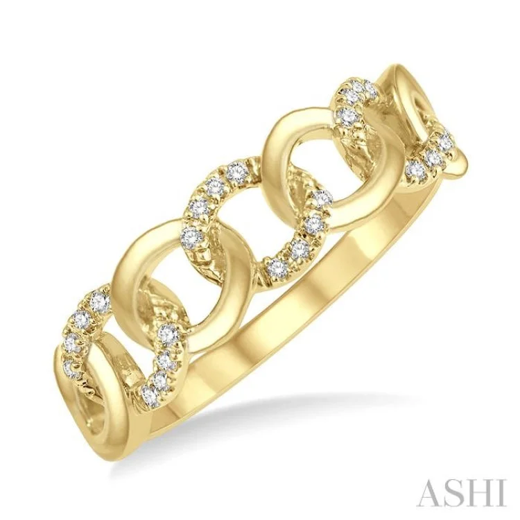 Women’s Vintage Promise Rings-1/10 Ctw Curb Round Cut Diamond Ladies Ring in 14K Yellow Gold