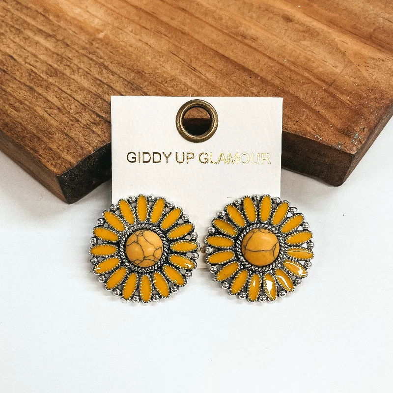 Classic Hoop Earrings-Circle Concho Cluster Epoxy Stud Earrings in Yellow