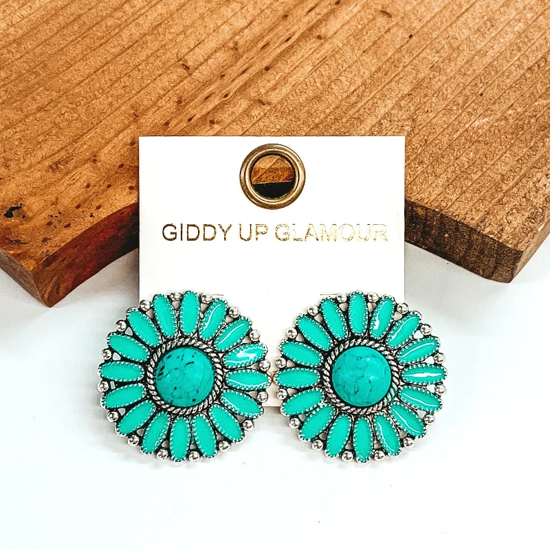 Elegant Drop Stud Earrings-Circle Concho Cluster Epoxy Stud Earrings in Turquoise